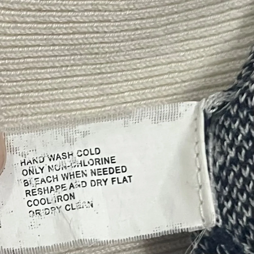 Banana Republic BR, Women's Silk Blend Jacquard Cardigan, Navy / Cream, Small - Picture 8 of 11